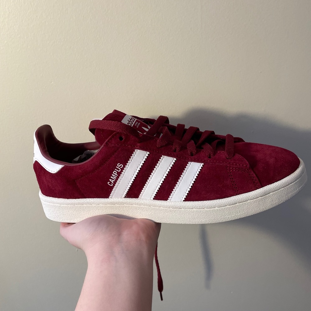 Adidas Campus Sneakers in Dark Red